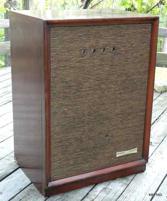 Motorola HK-33 cabinet